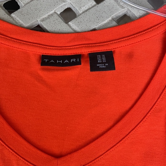 TAHIRI brand for beautiful big size ladies ( 1X) bright red shirt , V neck - Picture 3 of 5